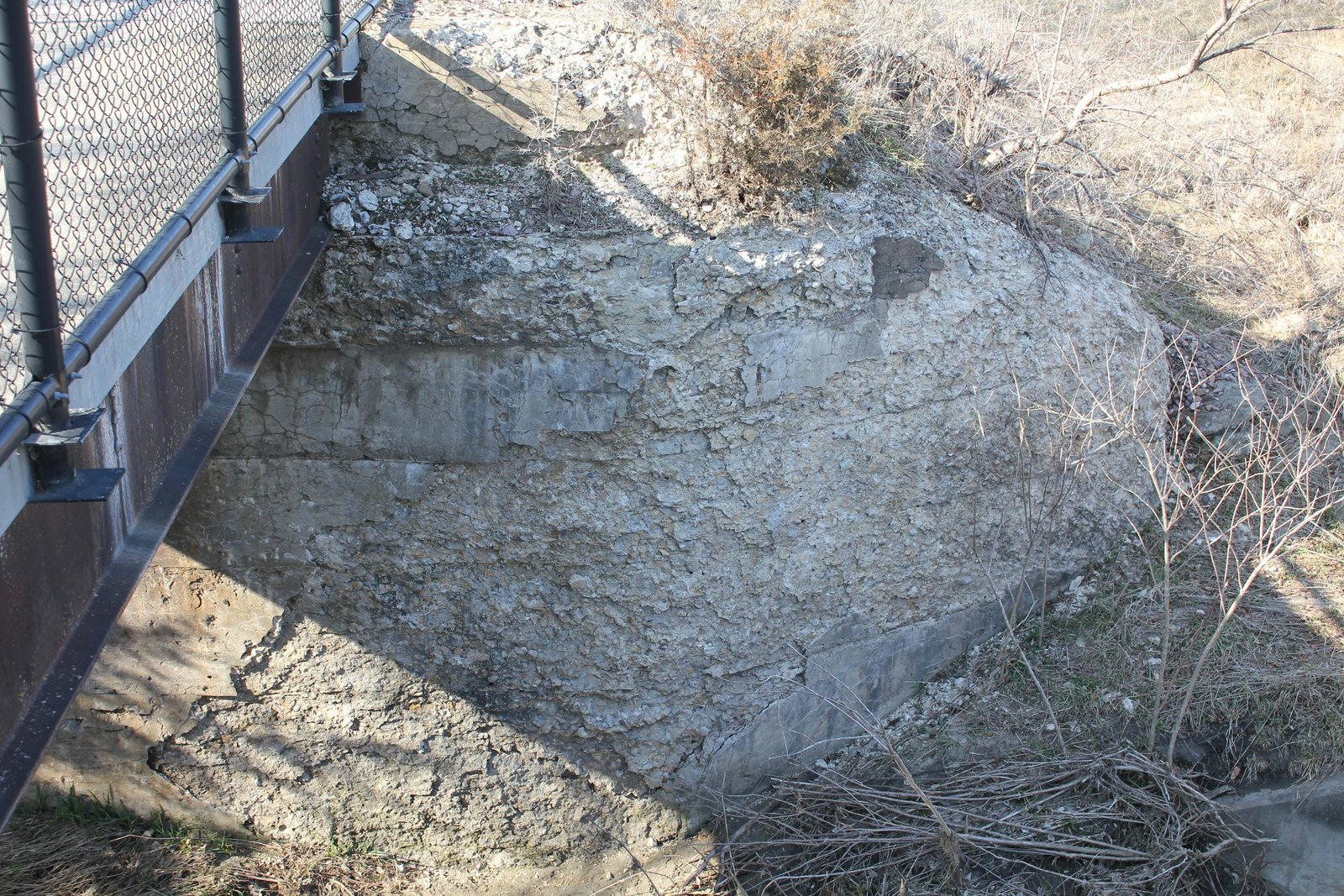 Southwest wing wall